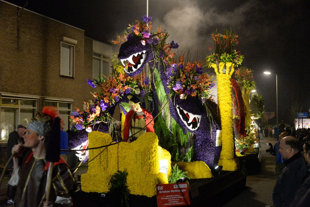 ../Images/Verlicht bloemencorso 2018 089.jpg